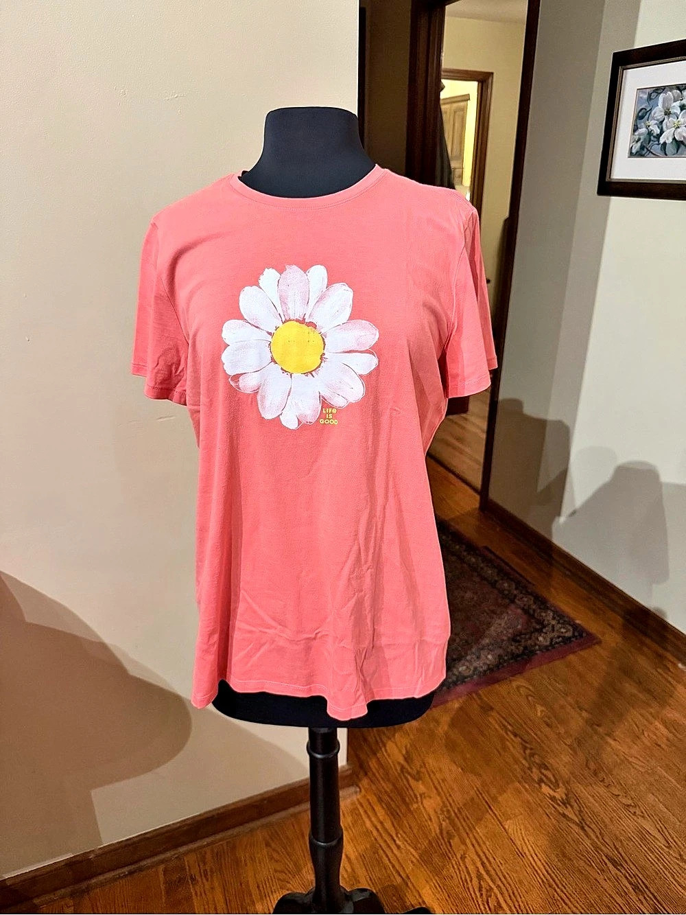 Life is Good Daisy Flower Graphic Tee Pink & White Large